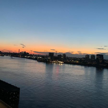 Luxury Riverside Apt With Easy Access To Central London, O2, Excel Centre And Parking المظهر الخارجي الصورة