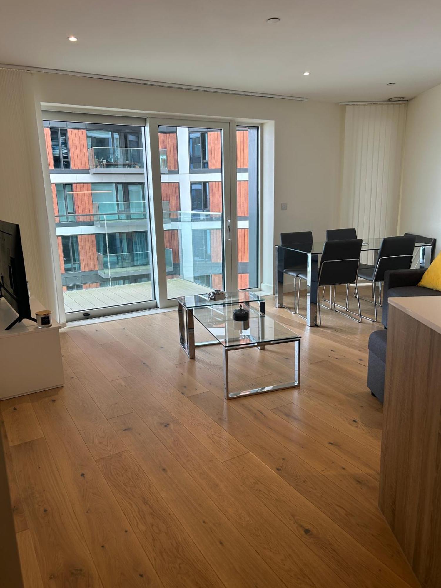 Luxury Riverside Apt With Easy Access To Central London, O2, Excel Centre And Parking المظهر الخارجي الصورة